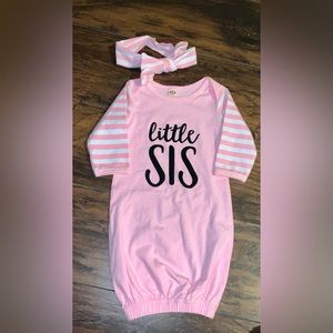 NEW! 
“ Little Sis” Sleeper Gown W/ Matching Headband •